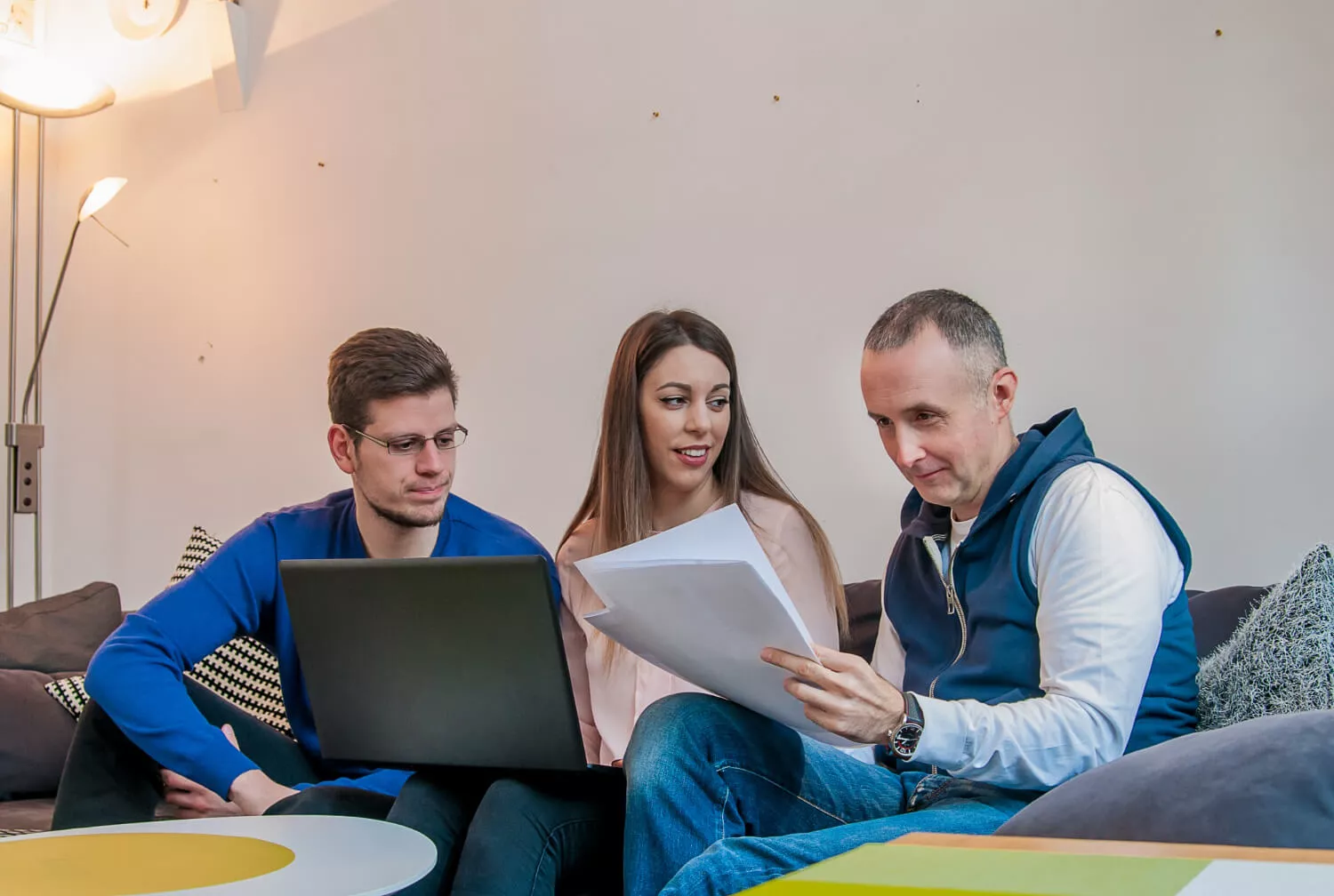 People managing internet service online